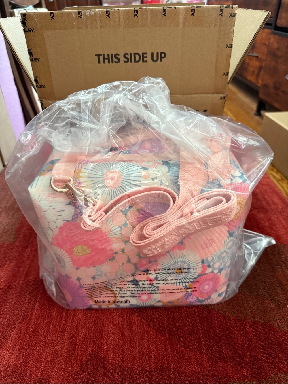 Stanley Floral Pink Multi-Color Insulated Lunch Tote 7L - Picture 2 of 4